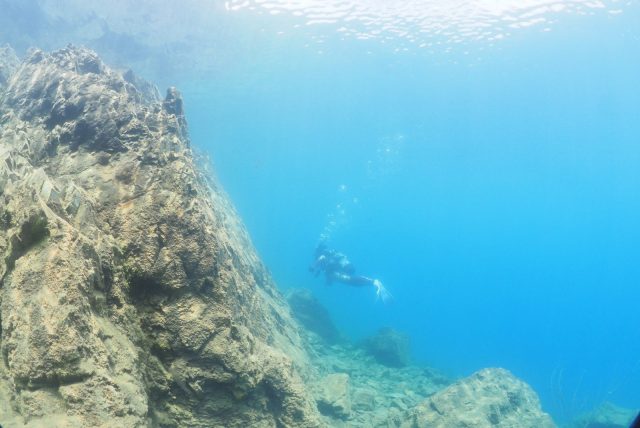 本栖湖、ダイビング、高所潜水