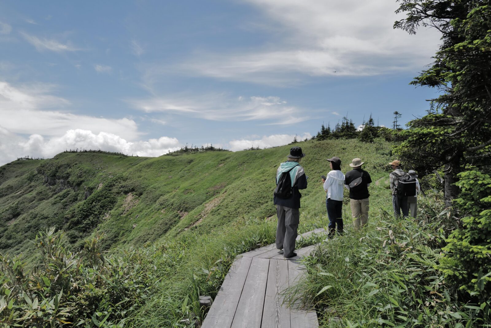 山　海　川　湖